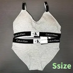 【即納】Calvin Klein ブラジャーショーツ グレーS 51