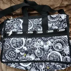 LeSportsac ミディアム(美品)おまけつき（お値下げ中）