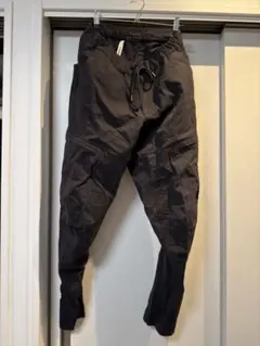 ATTACHMENT ドローストリングイージーパンツ サイズ2 ブラック