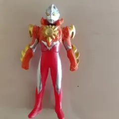 ウルトラマンアークフィギュアソフビ