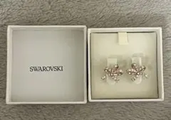 ほぼ新品！　スワロフスキー　リボンモチーフ ピアス(両耳用)