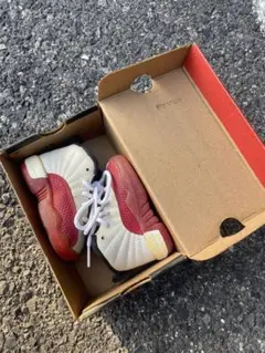 Nike Air Jordan 12 Cherry ベビーシューズ 9cm