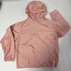 ユニクロ　ピンクフード付きナイロンジャケット　130センチ