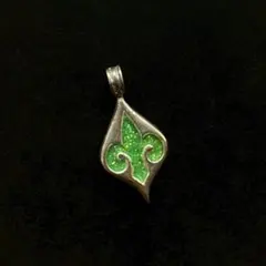 563遺品整理品　ペンダントトップ　シルバー？　銀？　プラチナ？　ヴィンテージ