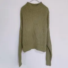 H&M オリーブグリーン タートルネック ニット S M リブ編み 秋冬