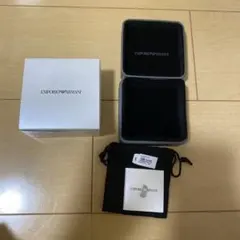 アルマーニ ブレスレット