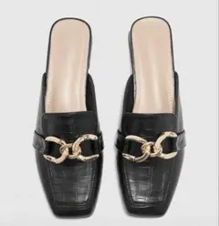 クロコダイルパターン ミュール ブラック