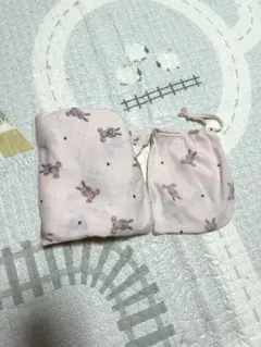 ピンク うさぎの授乳ケープ 収納袋付き