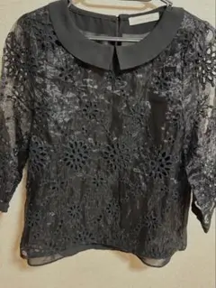 LOWRYS FARM ブラック刺繍七分袖ブラウス