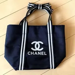 CHANEL ノベルティ　リボントートミニバッグ