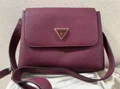 【guess】ショルダーバッグ ワインレッドのサムネイル