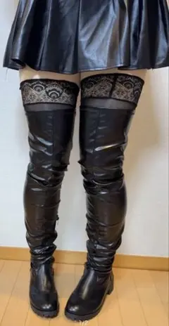 黒サイハイブーツ