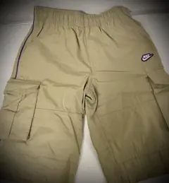 Nike カーキカーゴハーフパンツ S