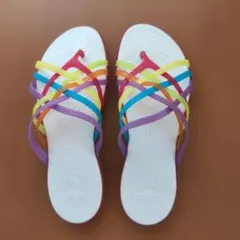 Crocs マルチカラーフラットサンダル約24cm