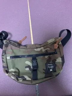 迷彩柄　メッセンジャーバック