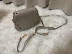 DIANAグリッター ショルダーバッグ ベージュ パール装飾 - メルカリ