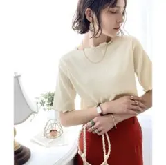 シャーリングトップス　アイボリー　M