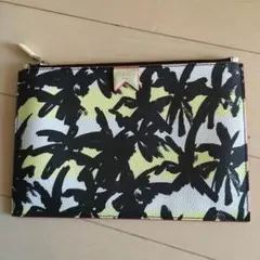 KENZO paris ケンゾー　クラッチバッグのサムネイル