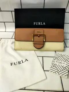 FURLA 長財布のサムネイル