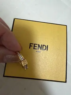 FENDI フォーエバー フェンディ ピアス　エフイズ　フープ　目黒蓮のサムネイル