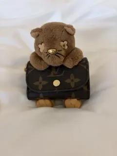 LOUIS VUITTON イヤーフォンケース ウサギ モチーフ - メルカリ
