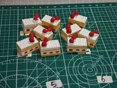 ミニチュアケーキ