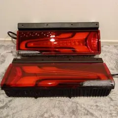 三菱ふそう純正新型スーパーグレートテールランプ 新品 - メルカリ