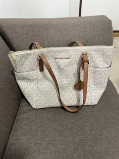 MICHAEL KORS ロゴトートバッグ 大きめ