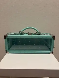 ミントグリーン シャンパンボトル型ボックス エンジェル - メルカリ