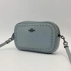 美品 COACH コーチ キラ クロスボディ リベット レザー ブルー ポーチのサムネイル