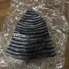 Supreme ニット帽 ブラック・シルバー