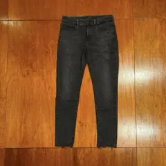 UNIQLO JEANS ダークグレー スキニーパンツ 26