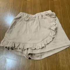 フリル付きベージュショートパンツ 90