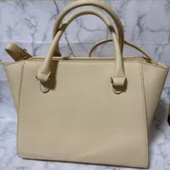 美品　セシルマクビー　レディース　ショルダーバッグ　匿名配送のサムネイル