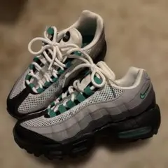 新品 エアマックス95 スタジアムグリーン 22cm