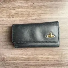 ヴィヴィアン　レザーキーケース 黒