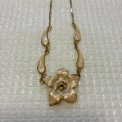 1928 バラ パール モチーフ ネックレス - メルカリ