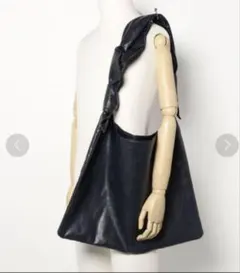 Item thumbnail for item 1dd2673f-60d3-4d58-8f8f-d24a99537bc7