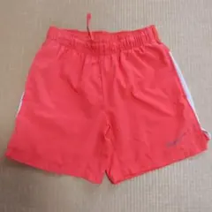 Nike DRY-FIT オレンジ ショートパンツ子供用Sサイズ
