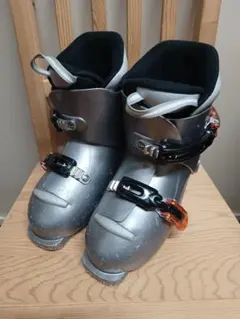 スキーブーツ 23.5