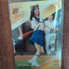 bbm 2025 FUSION 始球式カード　鈴木愛理