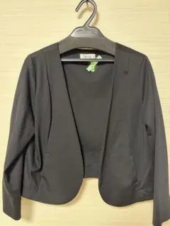 ブラック ノーカラージャケット 長袖