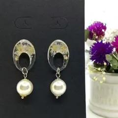 ドライフラワー　かすみ草　ハンドメイドピアス