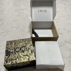 2022年Dior ギフトボックス 香水サンプル付き