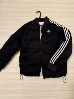 adidas リバーシブル ダウン