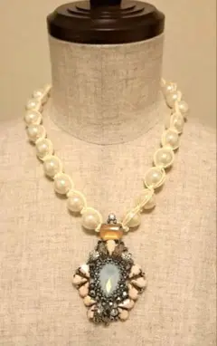 【極美】ビーズネックレス　ゴージャス　大ぶり