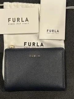 FURLA 二つ折り財布　ネイビー　中古美品のサムネイル