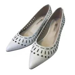 DIANA ホワイト パンプス