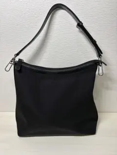 Guy Laroche ギラロッシュ　ワンショルダーバッグ　ナイロン　レザー　黒