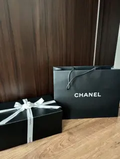 CHANEL シャネル スニーカー空箱靴袋カメリア リボン取扱説明書、服空